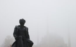 Selimiye siste kayboldu