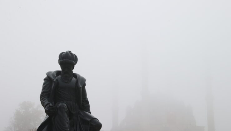 Selimiye siste kayboldu