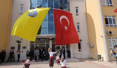 “Bu ülkeye borcumuz var”