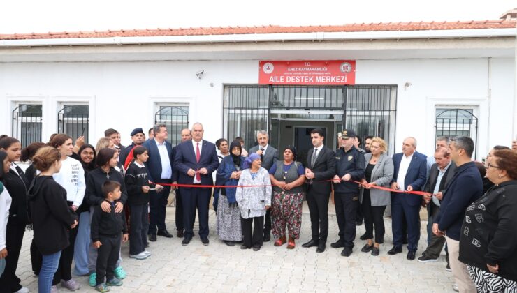 Vali Sezer, Enez’de açılışlar gerçekleştirdi