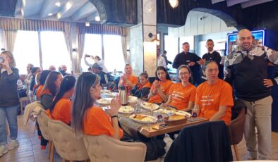 Basketbol taraftarlarından destek