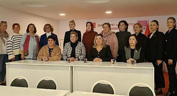 ‘Kız çocukları için adalet hâlâ bekleme odasında’