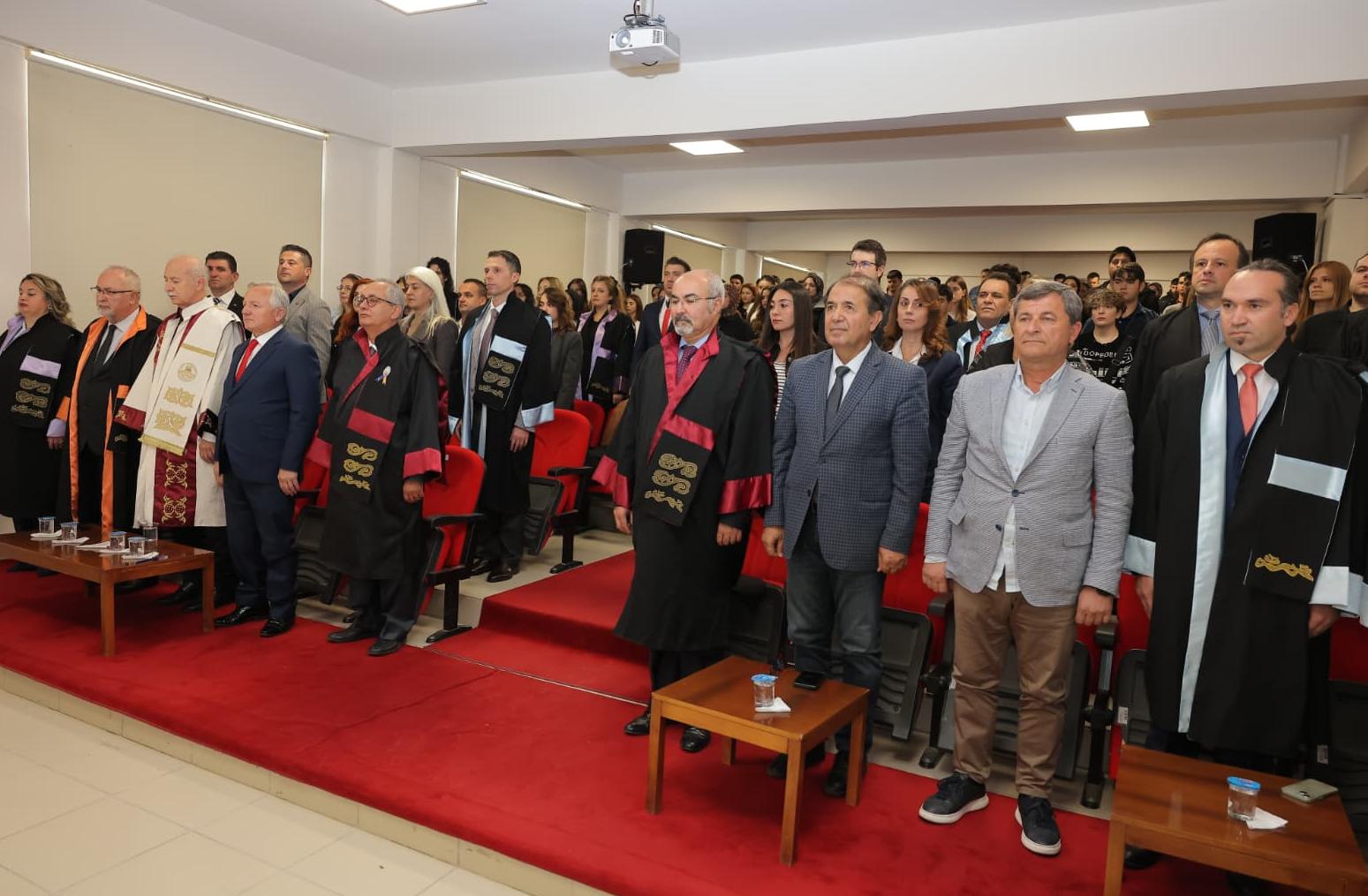 “Bu ülkeye borcumuz var”