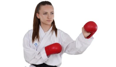 Karateci Buğlem gururlandırdı