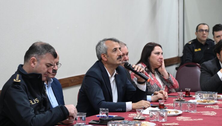 Vali Sezer, Kıyıklılarla buluştu