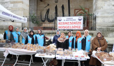 Müftülükten öğrencilere destek kermesi