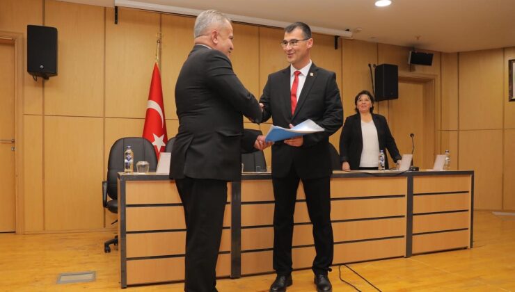 Akgüngör mazbatasını aldı