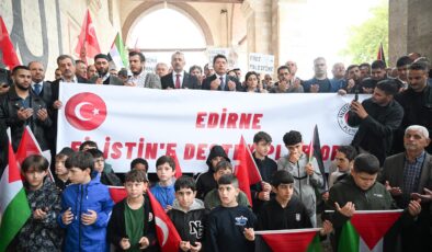 Bakan Tunç protestoya katıldı