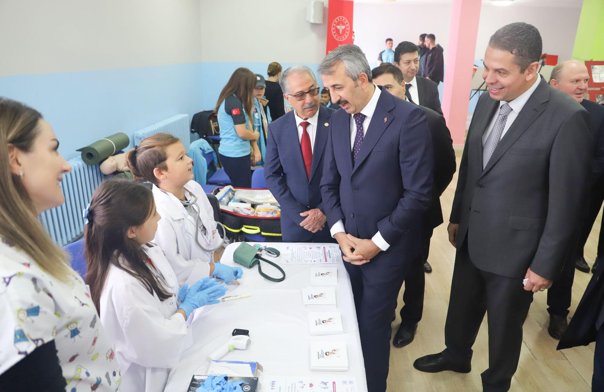 Plevne İlkokulu’nda sağlık günü