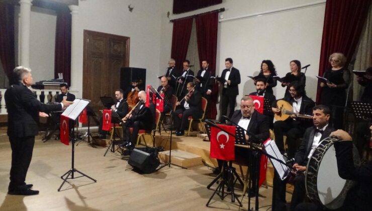 Topluluktan Cumhuriyet konseri