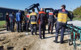 Toprak altında kalan işçi kurtarıldı