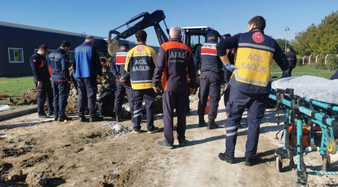 Toprak altında kalan işçi kurtarıldı