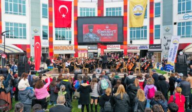 TÜ’de muhteşem konser