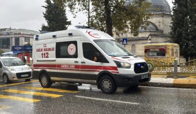 Yaya geçidinde çarptı
