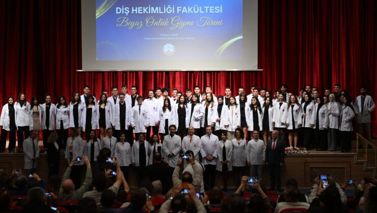 Diş hekimi adayları beyaz önlük giydi