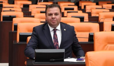 ‘Açtığın aydınlık yol milletimizin rehberidir’