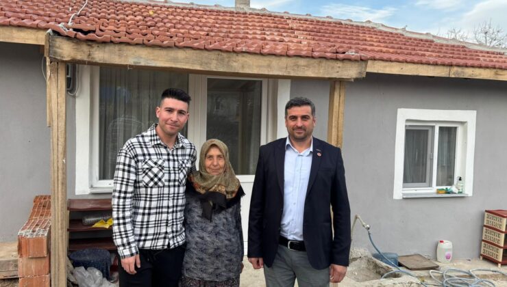 Hayırseverlerden yaşlı kadına ev