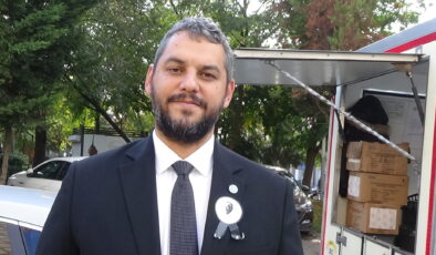 “Camilerde ezan okunuyorsa Atatürk sayesindedir”