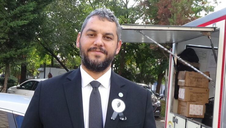 “Camilerde ezan okunuyorsa Atatürk sayesindedir”