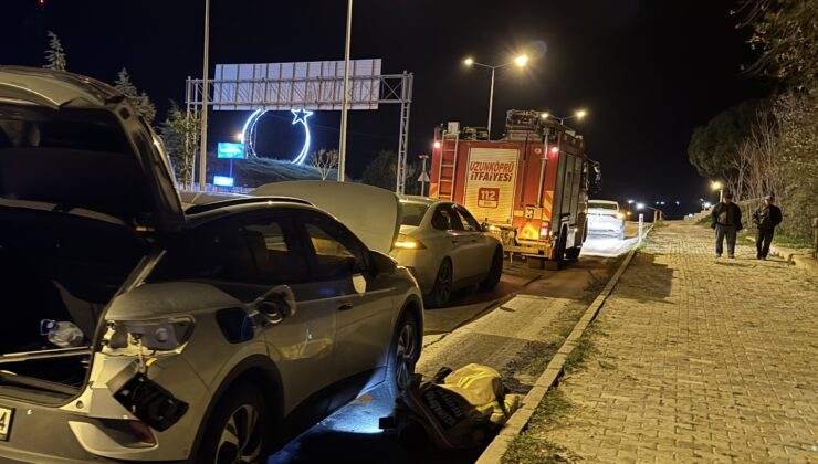 Otomobil TIR’dan düşen demire çarptı