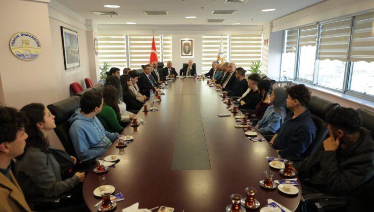 Burs almaya hak kazandılar