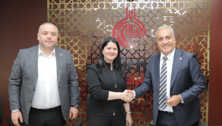 Belediye ile Fenerbahçe arasında imzalar atıldı