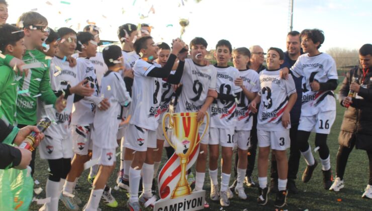 Şampiyon Alsancakspor