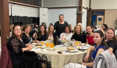 Kadınlar yeni yılı karşıladı