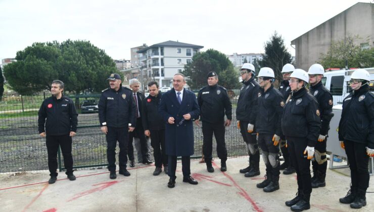 Çevik kuvvete arama kurtarma eğitimi