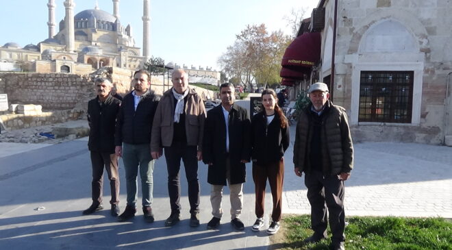 Vali Sezer’e tabelalı teşekkür