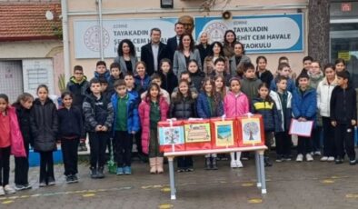 Kardeş okula kitap bağışı