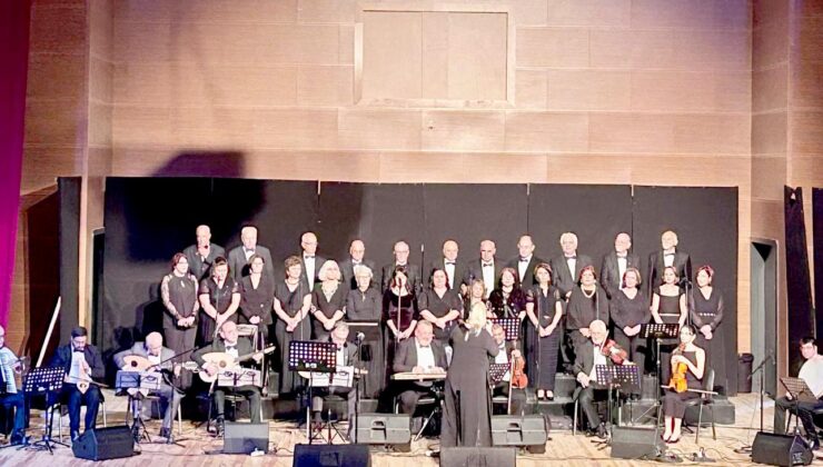 Atatürk için muhteşem konser