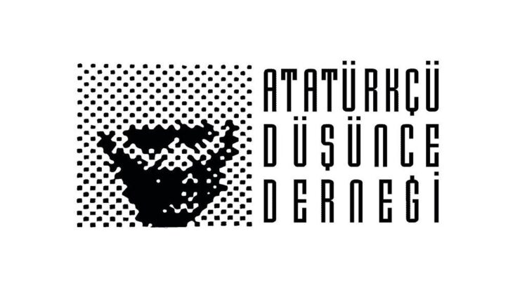 ‘O öğretmen meslekten ihraç edilmeli’