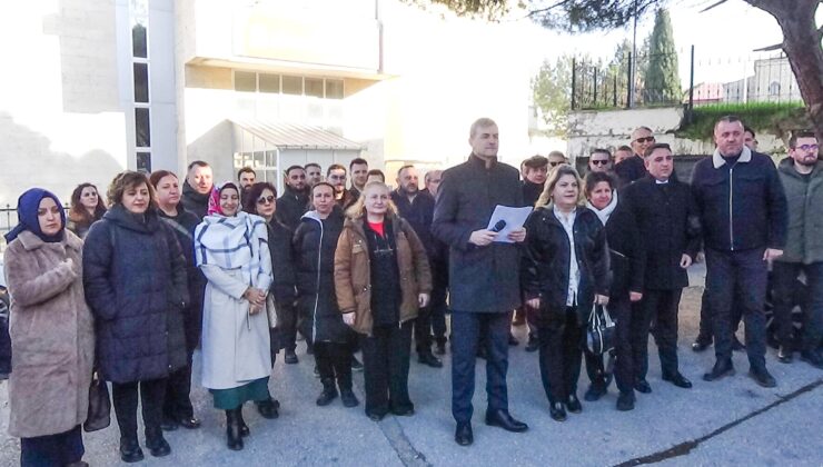 Edirne Defterdarlığı önünden tepki