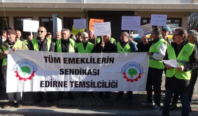 Emekliler yılda 4 bayram ikramiyesi istiyor