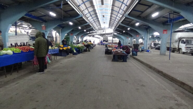 Pazartesi pazarı boş kaldı