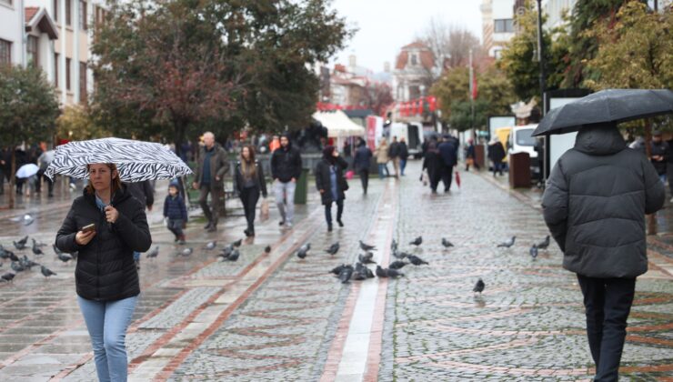 Edirne’de sağanak etkili oldu
