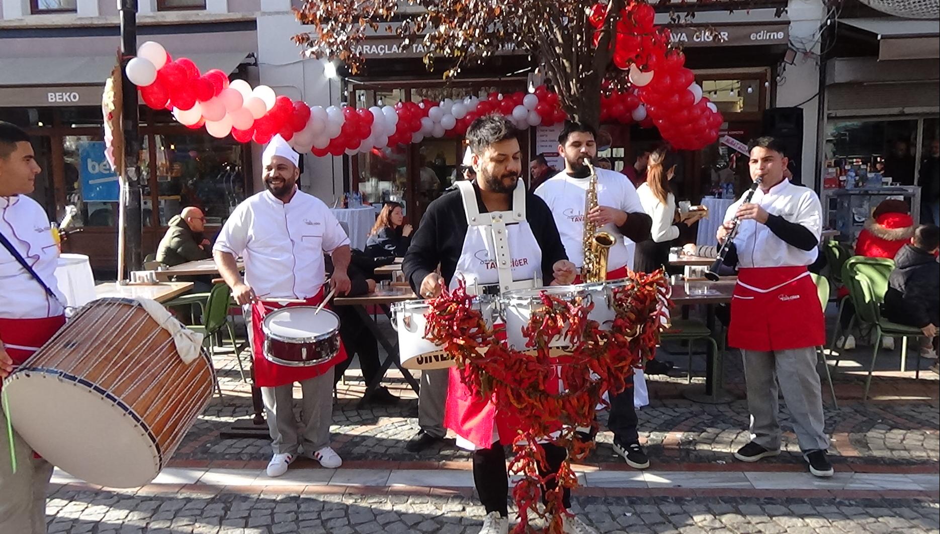 Saraçlar’ın tek tava ciğercisi