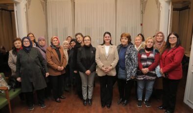 Gencan, şehit aileleriyle buluştu