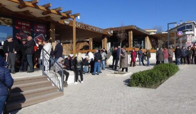 Yılbaşı günü et kuyruğu