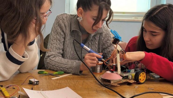 “İleri Robotik Proje Şenliği” düzenlendi