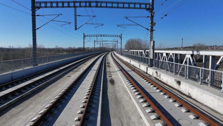 Hızlı trene bu sene kavuşacağız