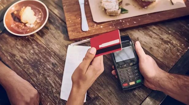 Müşterilerden servis ücreti talep edilemeyecek