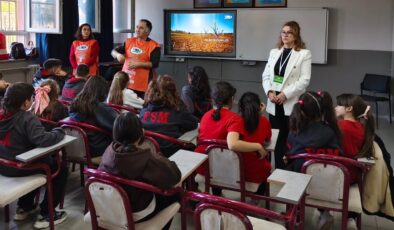 Öğrencilere iklim değişikliği farkındalık eğitimi