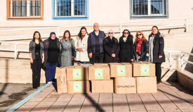 Miniklerin kıyafet işbirliği