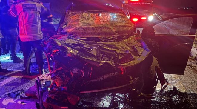 Kamyona arkadan çarptı!