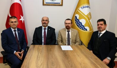 Yılda 2 bin 500 hastaya hizmet verdi