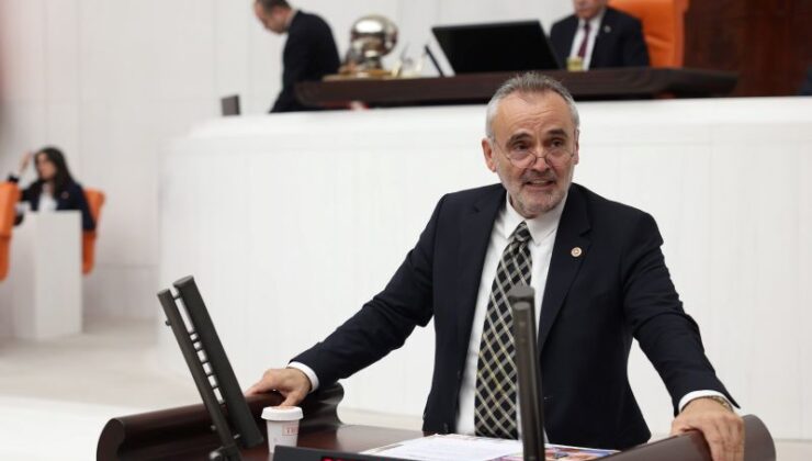 ‘Gazetecilerden yurt dışı çıkış harcı alınmasın’