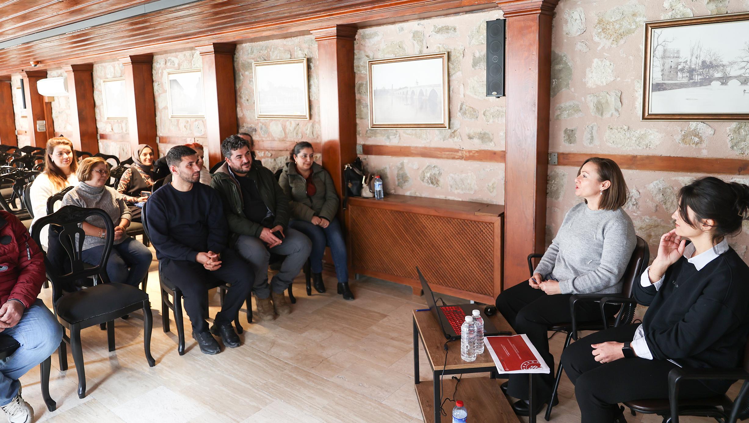 Mezar taşları tarihe ışık tutuyor