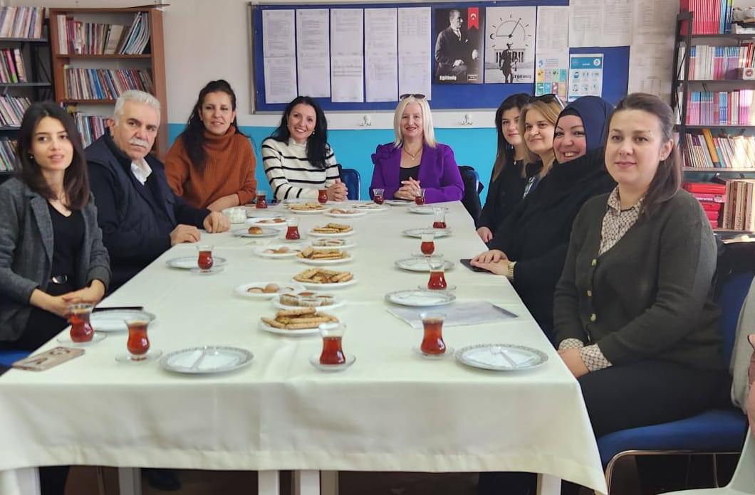 Miniklerin kıyafet işbirliği